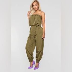 Fashion Nova Coñac Jumpsuit Cargo One Arm Large